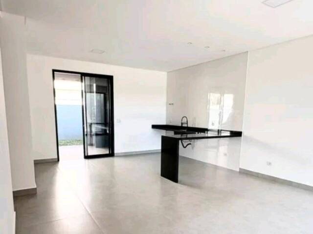 #25718 - Casa para Venda em Jacareí - SP - 3