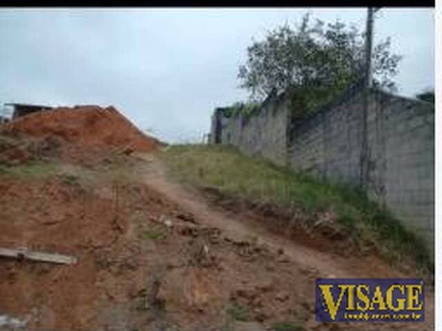 Terreno para Venda em São José dos Campos - 4