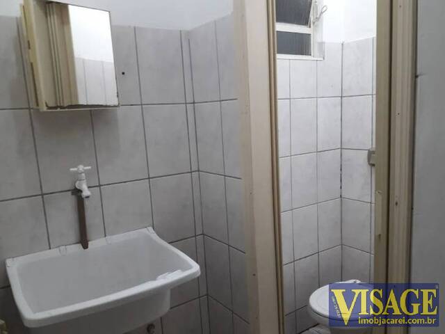Casa para Venda em São José dos Campos - 4