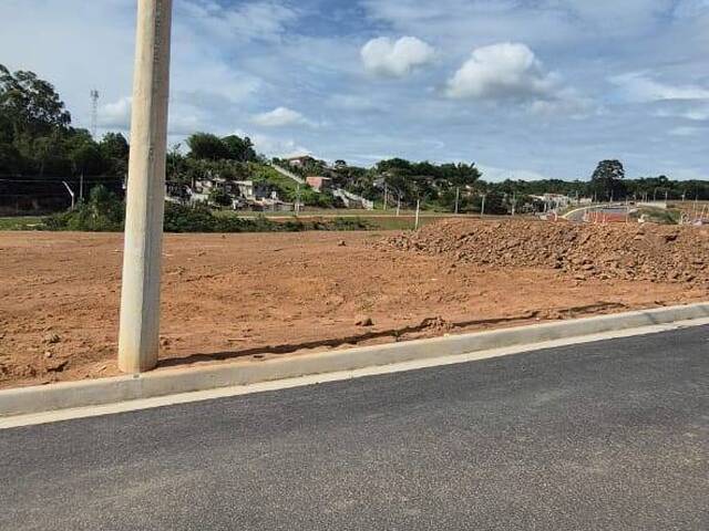 Terreno para Venda em São José dos Campos - 4