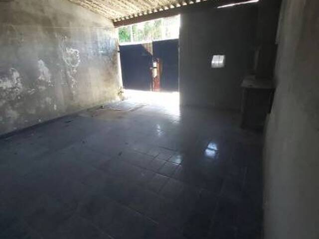 Casa para Venda em São José dos Campos - 4