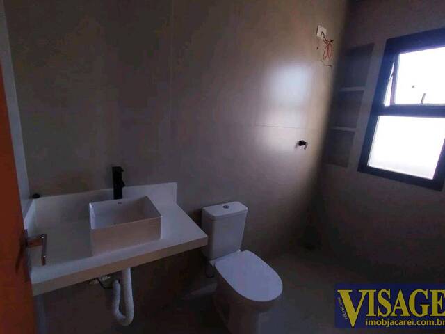 Casa para Venda em São José dos Campos - 5