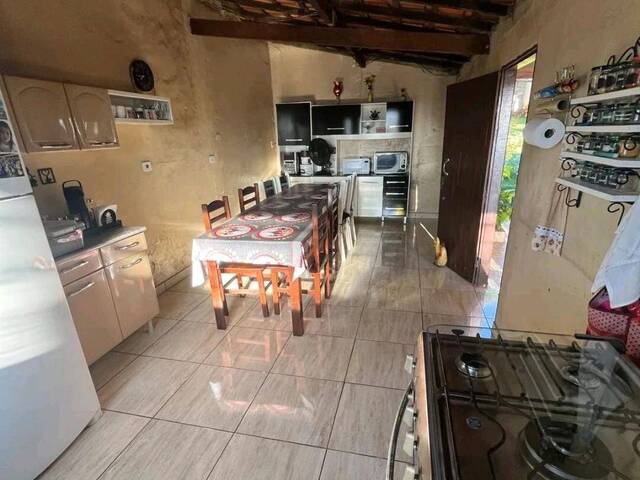 Casa para Venda em São José dos Campos - 4