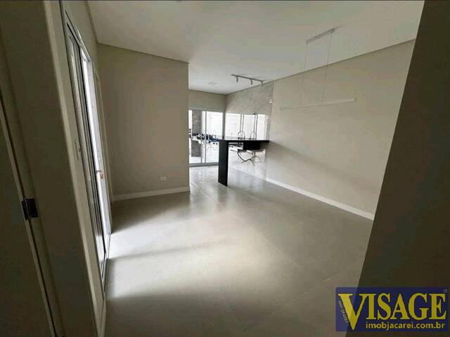 Casa para Venda em São José dos Campos - 5