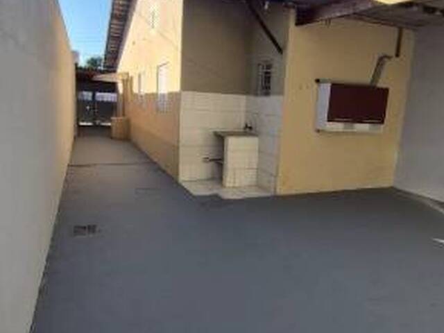 Casa para Venda em São José dos Campos - 4