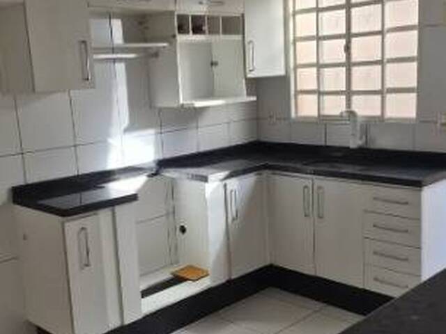 Casa para Venda em São José dos Campos - 5