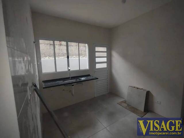 Casa para Venda em Jacareí - 4