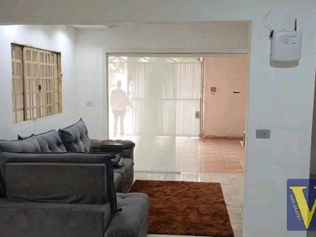 Casa para Venda em São José dos Campos - 4