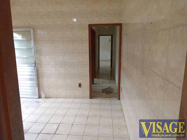 Casa para Venda em São José dos Campos - 4