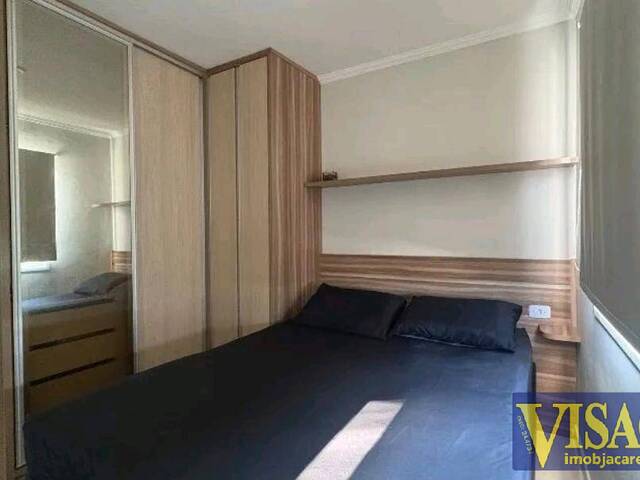 Casa para Venda em São José dos Campos - 4