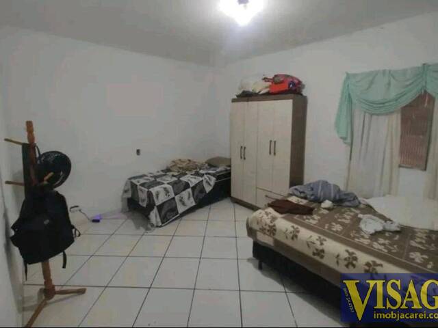 Casa para Venda em São José dos Campos - 4