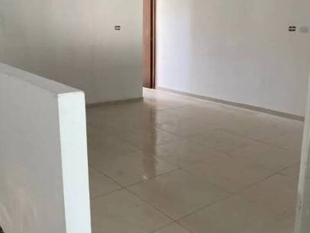 Casa para Venda em São José dos Campos - 5