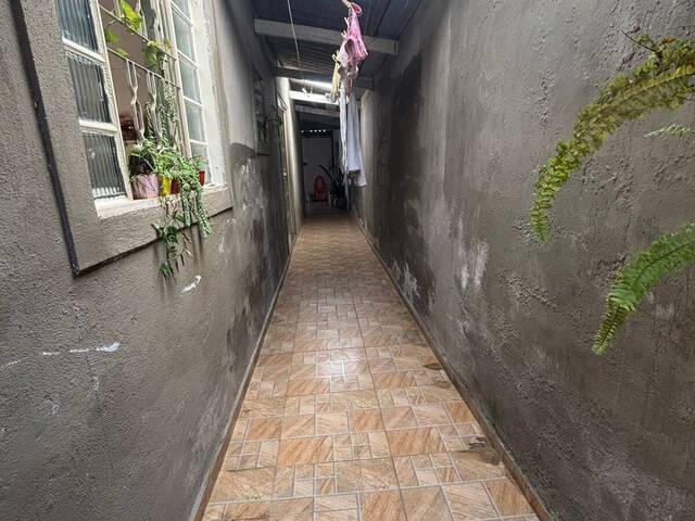 Casa para Venda em São José dos Campos - 5