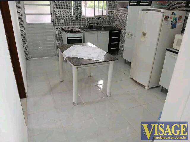 Casa para Venda em São José dos Campos - 4