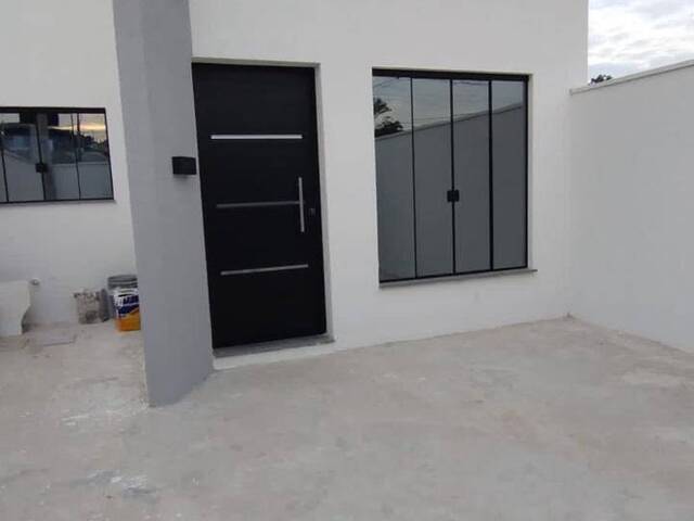 Casa para Venda em São José dos Campos - 4