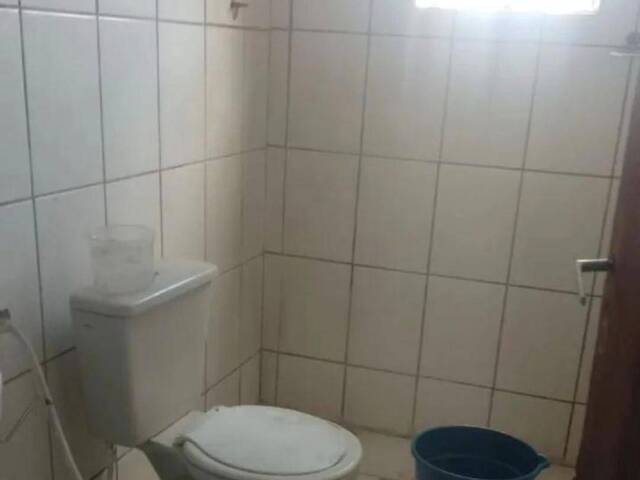 Casa para Venda em São José dos Campos - 4