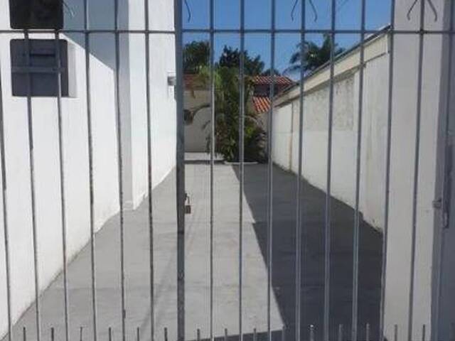 #26451 - Casa para Venda em Jacareí - SP - 3