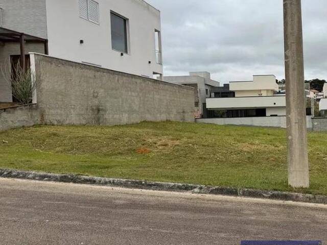 #26458 - Alto Padrão para Venda em Jacareí - SP - 2