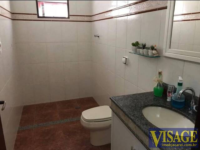 Casa para Venda em São José dos Campos - 4