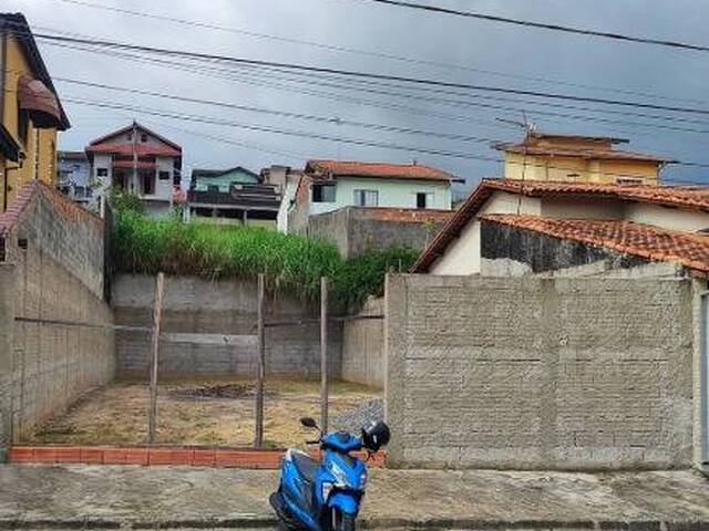 Terreno para Venda em Jacareí - 4
