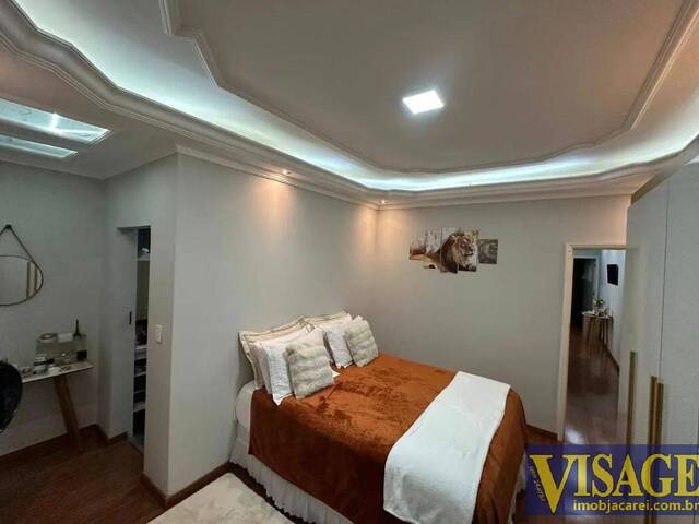 Casa para Venda em São José dos Campos - 4