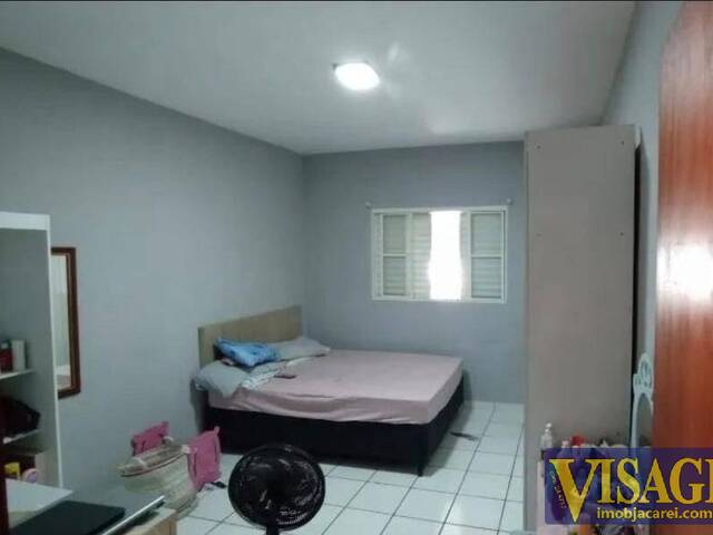 Casa para Venda em São José dos Campos - 4