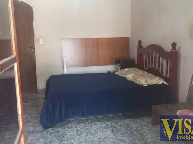 Sobrado para Venda em São José dos Campos - 4