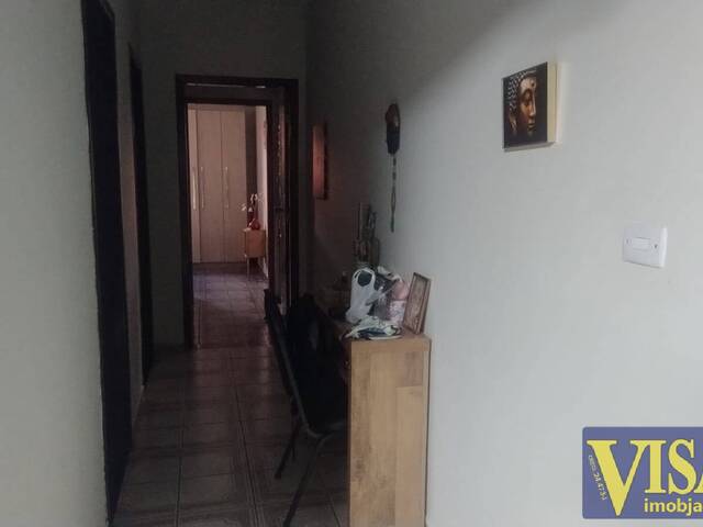 Casa para Venda em São José dos Campos - 4