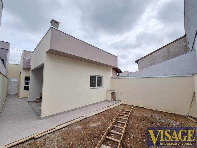Casa para Venda em São José dos Campos - 4