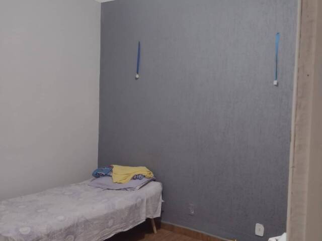 Casa para Venda em São José dos Campos - 4