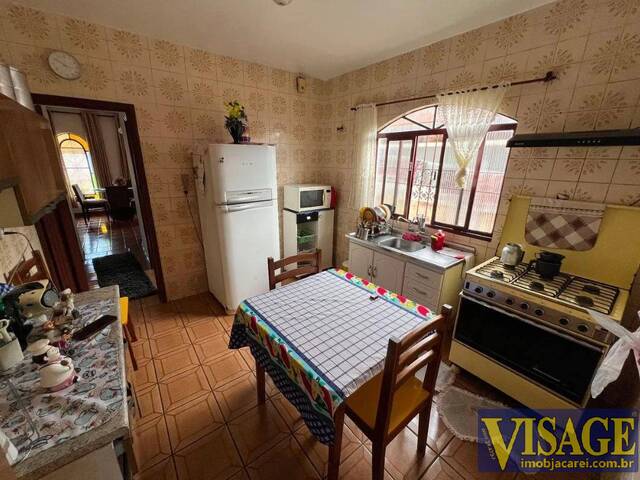 Casa para Venda em São José dos Campos - 4