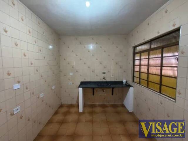 Casa para Venda em São José dos Campos - 4