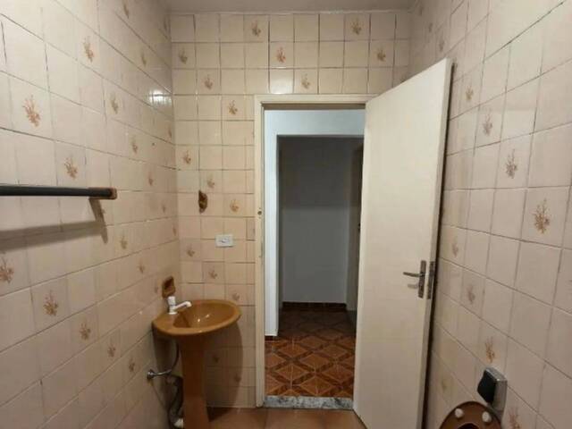 Casa para Venda em São José dos Campos - 4