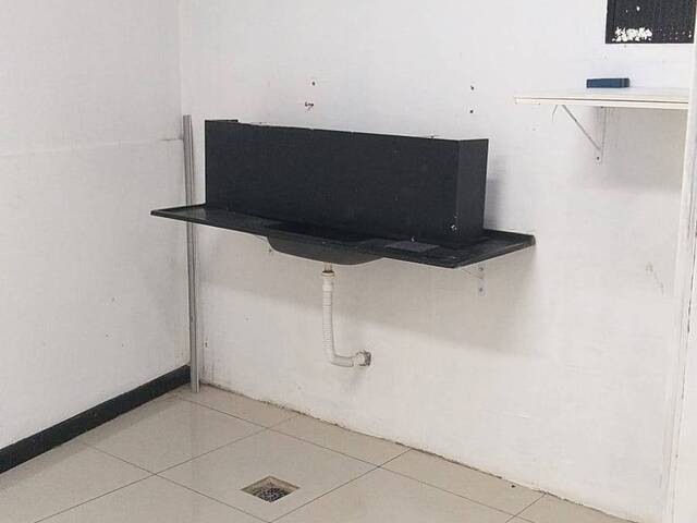 Sala para Locação em Jacareí - 4