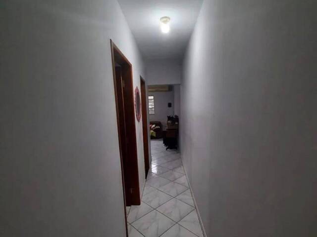 Casa para Venda em São José dos Campos - 5