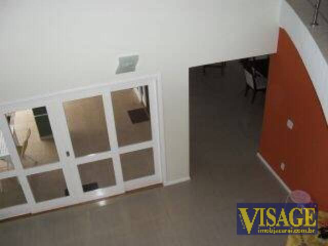 Alto Padrão para Venda em Jacareí - 3