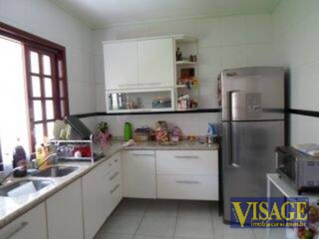 Alto Padrão para Venda em Jacareí - 5