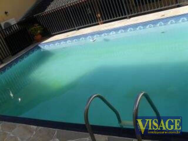 Alto Padrão para Venda em Jacareí - 2