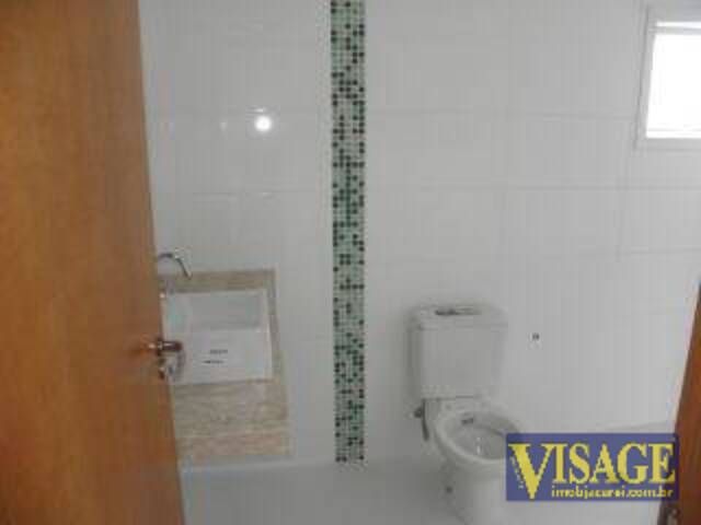 Alto Padrão para Venda em Jacareí - 3