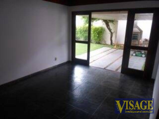 Alto Padrão para Venda em Jacareí - 4